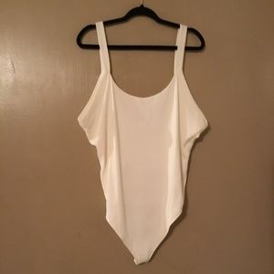 Good American scoop neck ribbed bodysuit